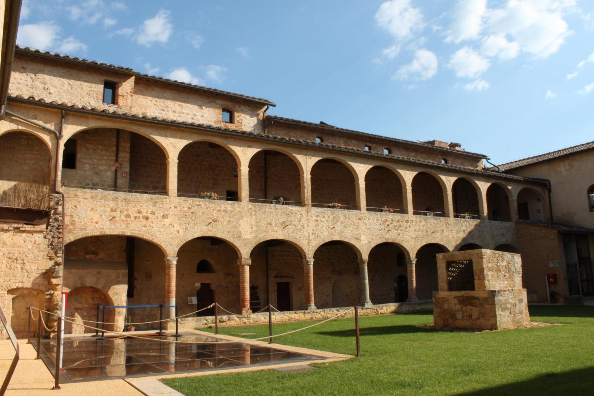 Ostello Contessa Ava Dei Lambardi Monteriggioni Luaran gambar