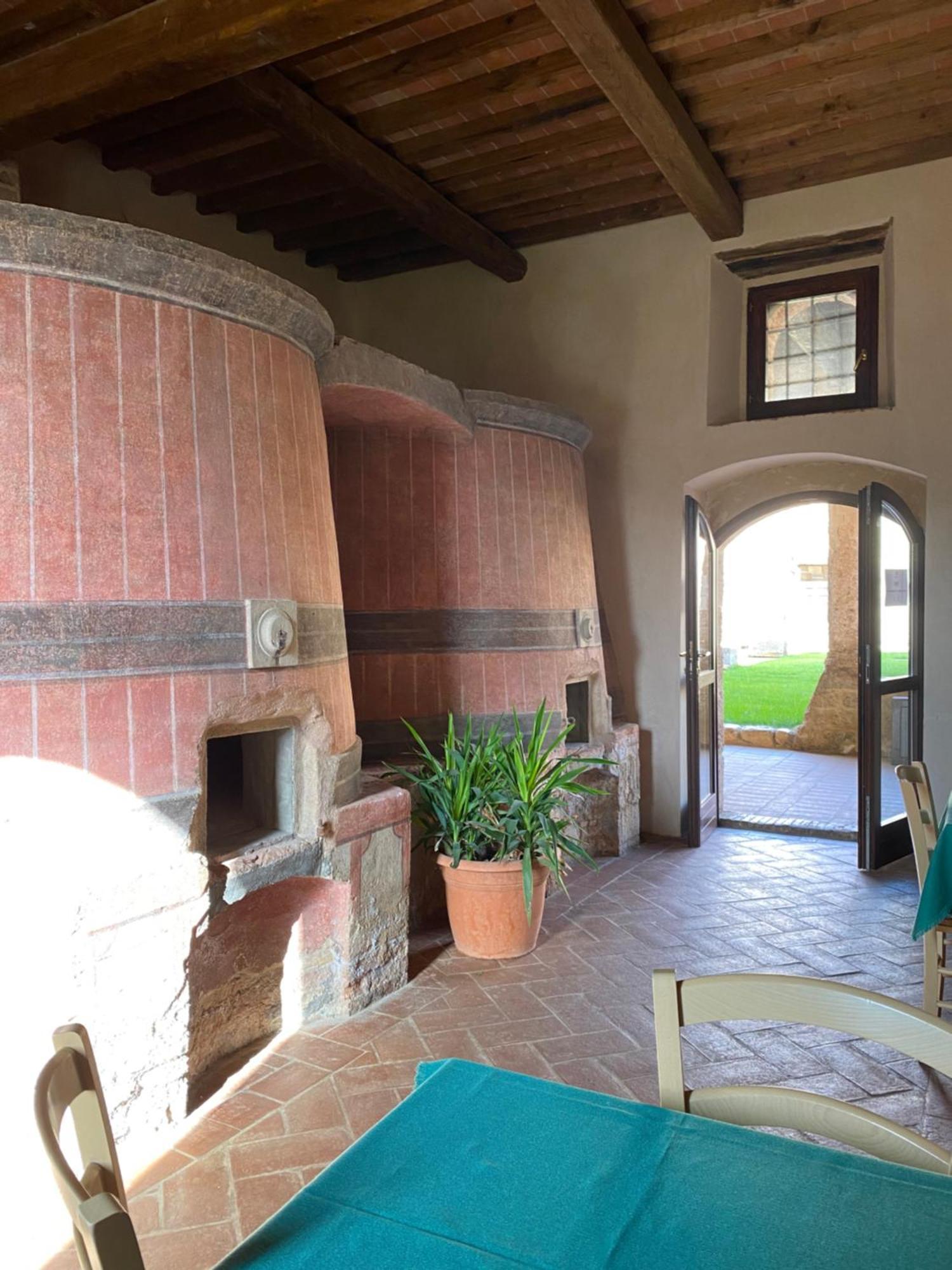Ostello Contessa Ava Dei Lambardi Monteriggioni Luaran gambar