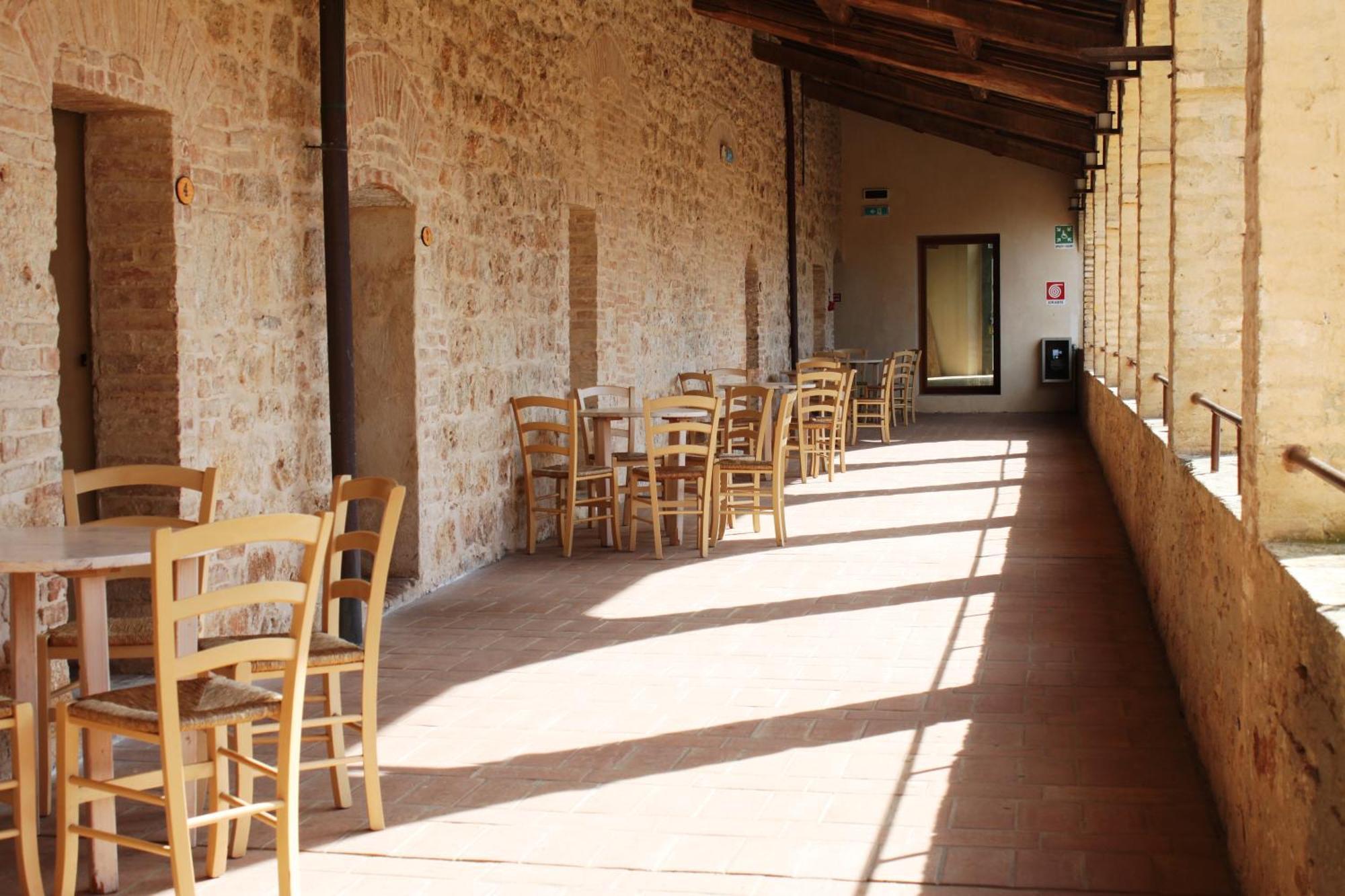 Ostello Contessa Ava Dei Lambardi Monteriggioni Luaran gambar