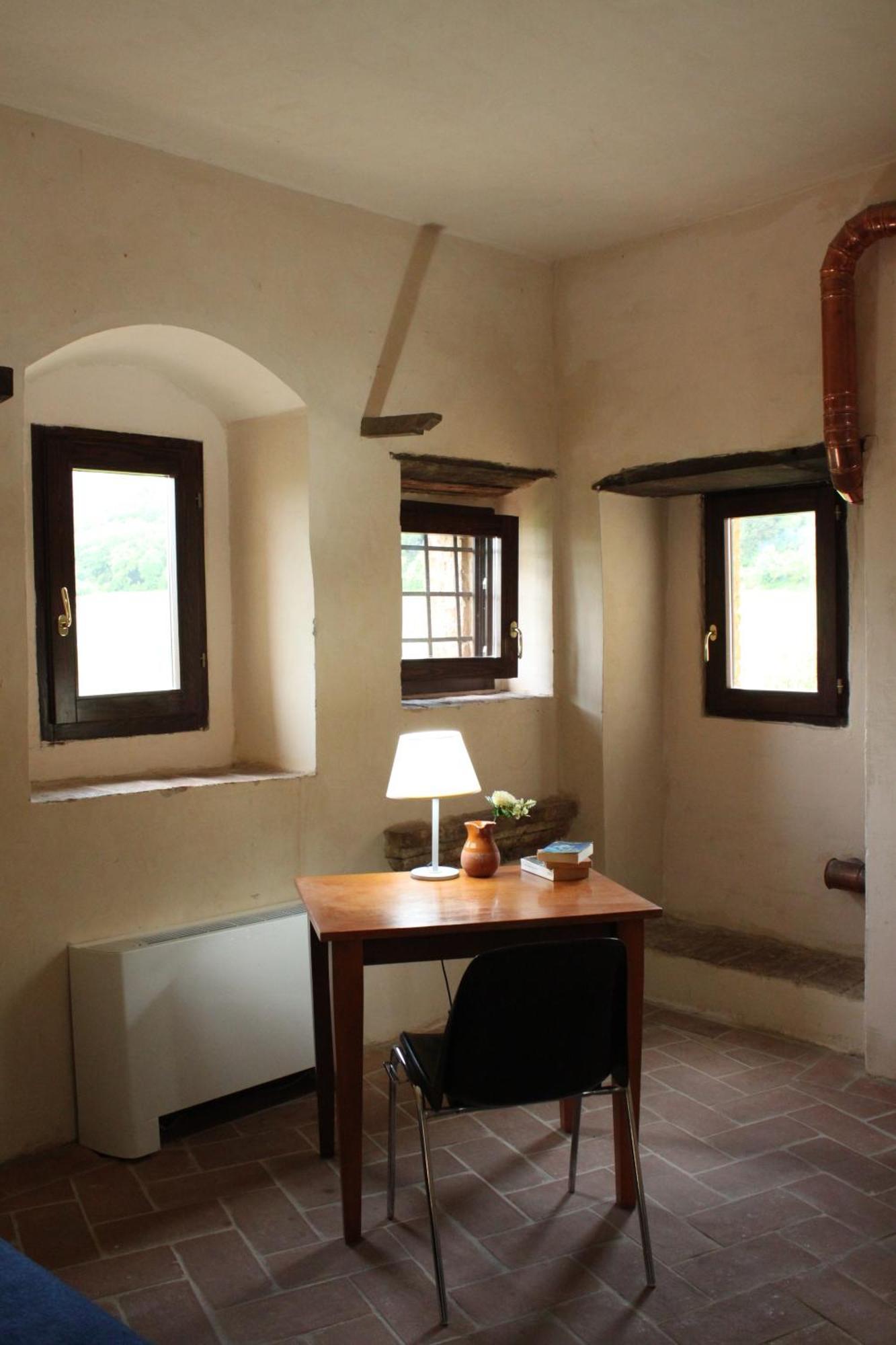 Ostello Contessa Ava Dei Lambardi Monteriggioni Luaran gambar