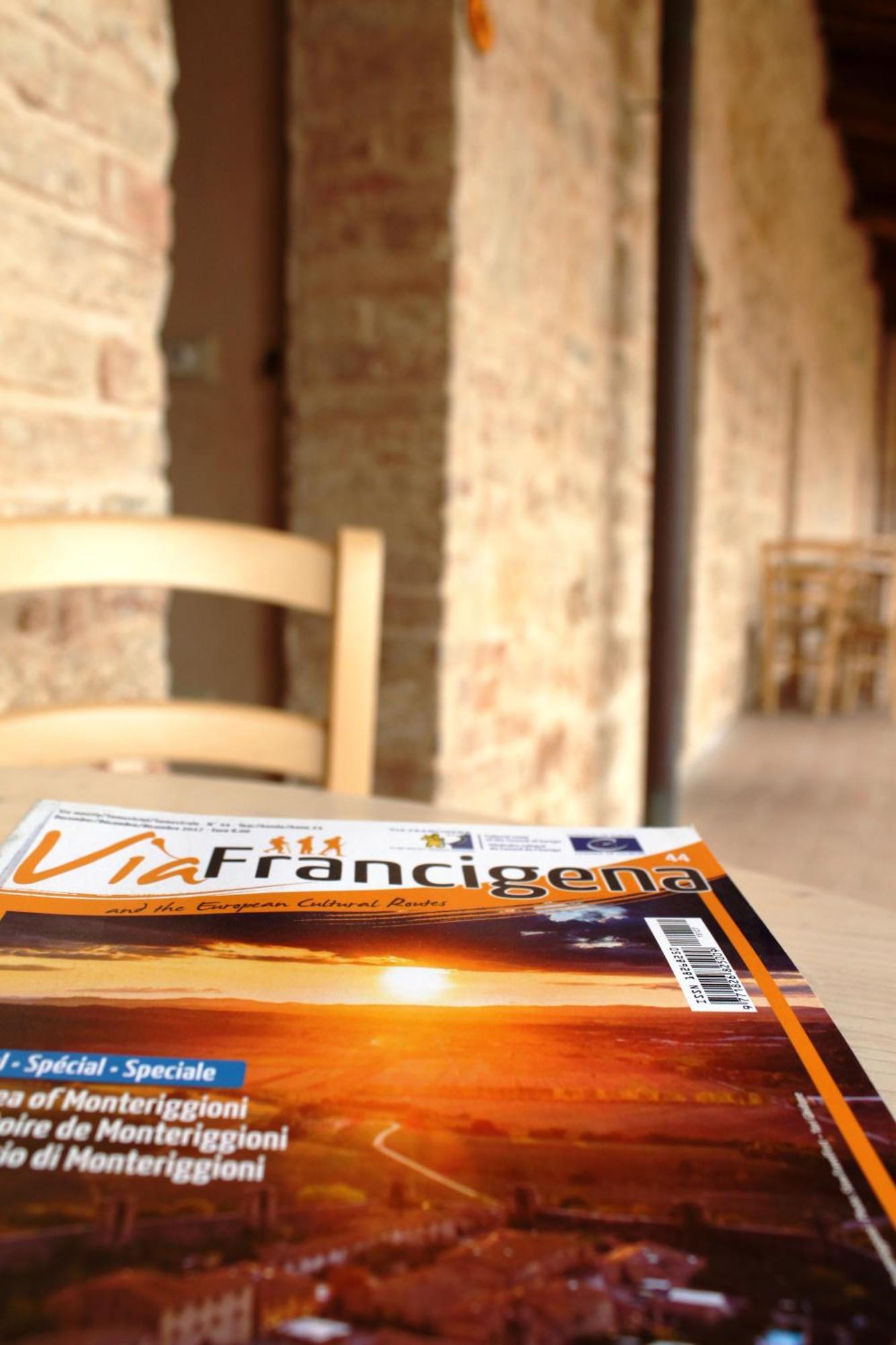 Ostello Contessa Ava Dei Lambardi Monteriggioni Luaran gambar